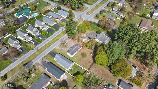 7B Parkview Avenue, Queensbury, NY 12804