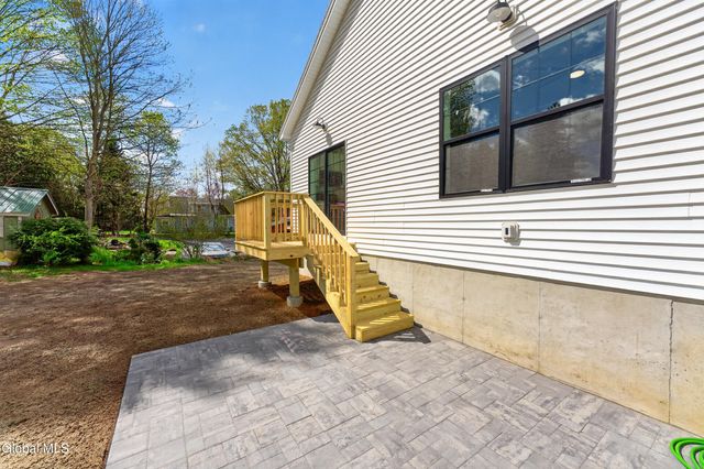 7B Parkview Avenue, Queensbury, NY 12804