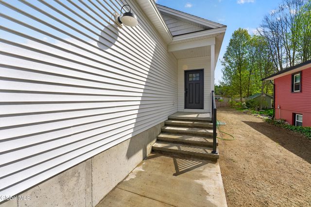 7B Parkview Avenue, Queensbury, NY 12804