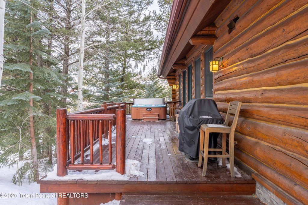 7590 OBSIDIAN Road, Teton Village, WY 83025 photo 4