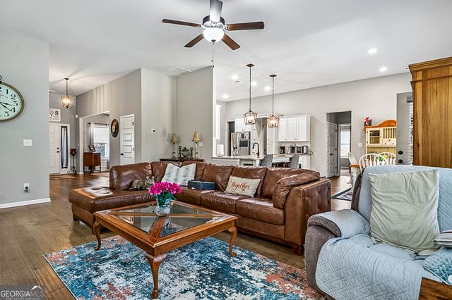 44 Paige Court, Newnan, GA 30263