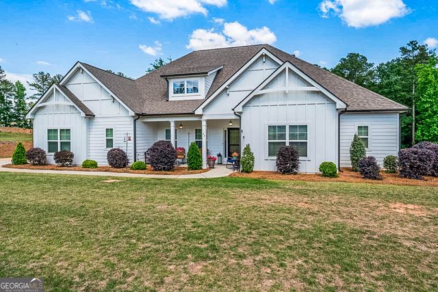 44 Paige Court, Newnan, GA 30263