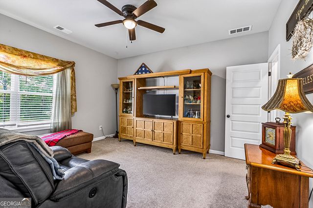 44 Paige Court, Newnan, GA 30263