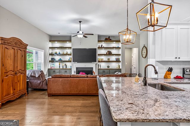 44 Paige Court, Newnan, GA 30263