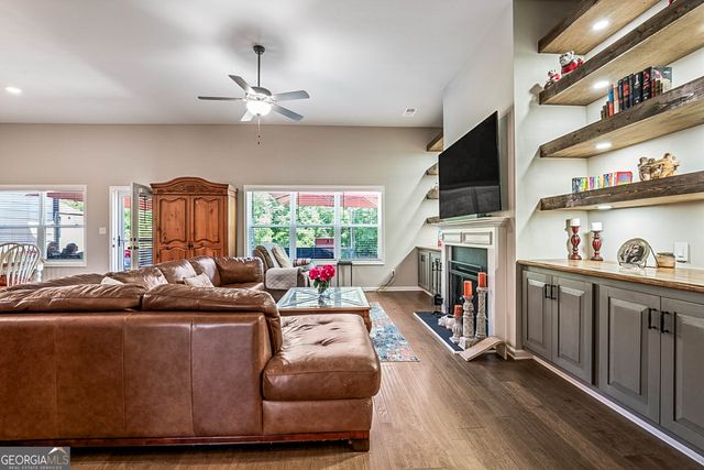 44 Paige Court, Newnan, GA 30263