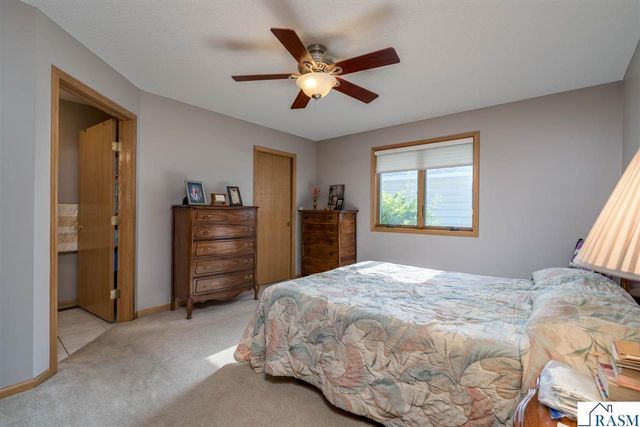 2320 Hoffman Path, Mankato, MN 56001