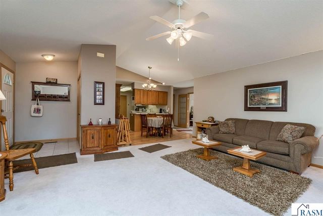 2320 Hoffman Path, Mankato, MN 56001