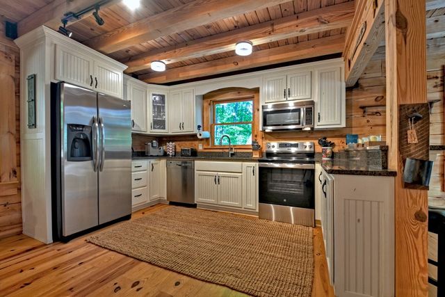 18 Mallard Lane, Morganton, GA 30560