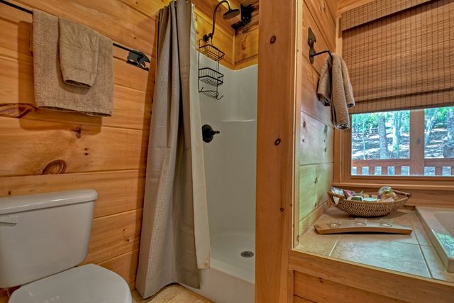 18 Mallard Lane, Morganton, GA 30560