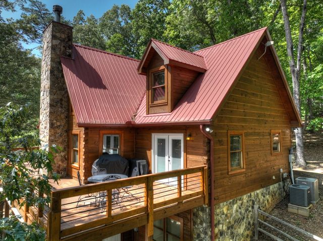 18 Mallard Lane, Morganton, GA 30560