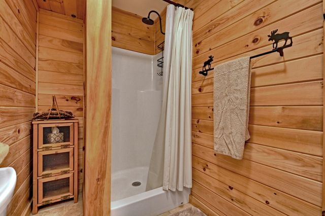 18 Mallard Lane, Morganton, GA 30560