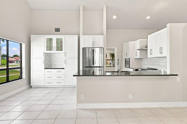 9960 Majestic Way, Boynton Beach, FL 33437