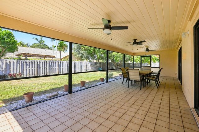 9960 Majestic Way, Boynton Beach, FL 33437