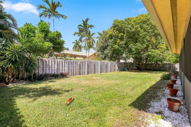 9960 Majestic Way, Boynton Beach, FL 33437