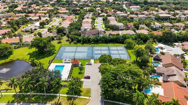 9960 Majestic Way, Boynton Beach, FL 33437