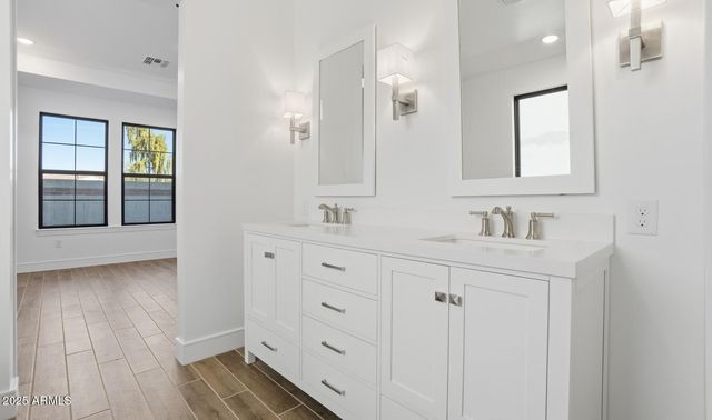 1070 E Yellowstone Place, Chandler, AZ 85249