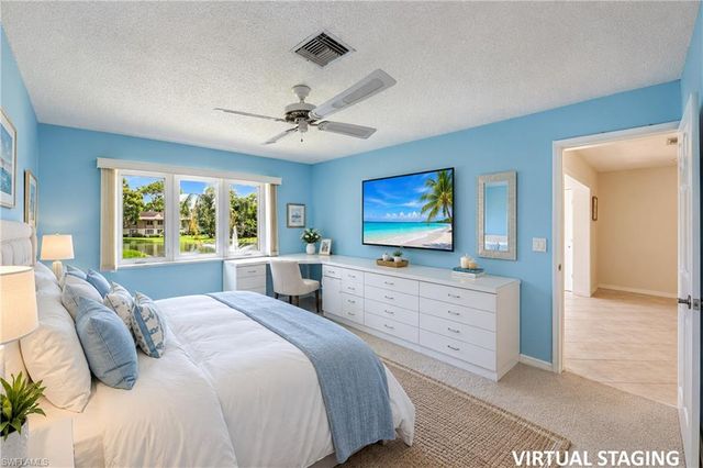 1668 Spoonbill LN B, Naples, FL 34105