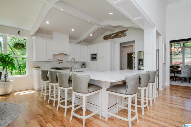 705 LAKEVIEW CREST DRIVE, Pell City, AL 35128