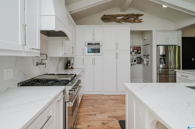 705 LAKEVIEW CREST DRIVE, Pell City, AL 35128