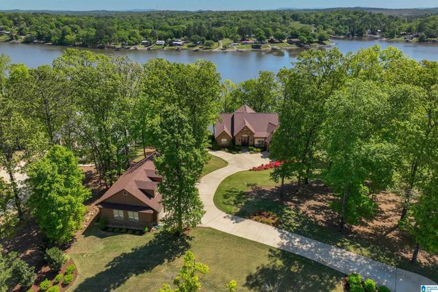 705 LAKEVIEW CREST DRIVE, Pell City, AL 35128