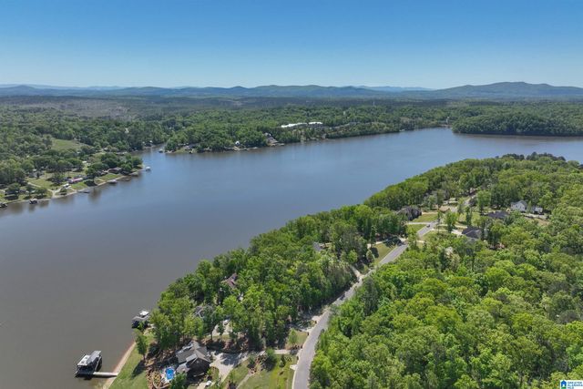 705 LAKEVIEW CREST DRIVE, Pell City, AL 35128