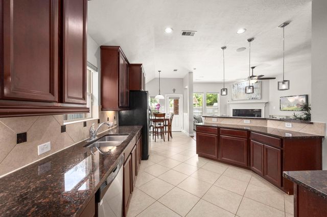 18226 E Willow Oak Bend Drive, Cypress, TX 77433