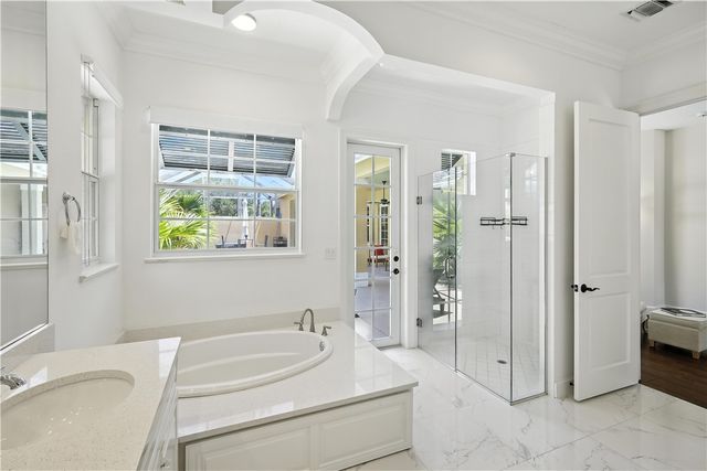 2083 Indian Summer Lane, Vero Beach, FL 32963