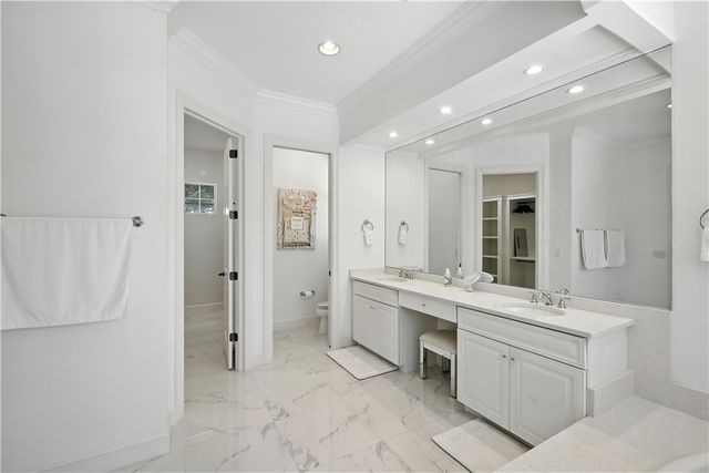 2083 Indian Summer Lane, Vero Beach, FL 32963