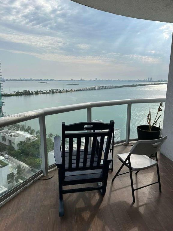 480 NE 30th St 2102, Miami, FL 33137