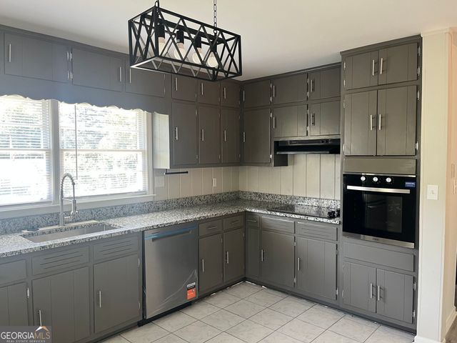 206 Evenview Circle, Jonesboro, GA 30236