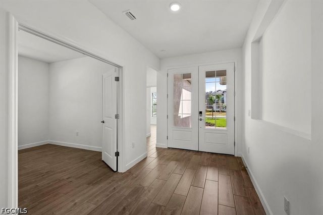 20446 Napa LOOP, Estero, FL 33928