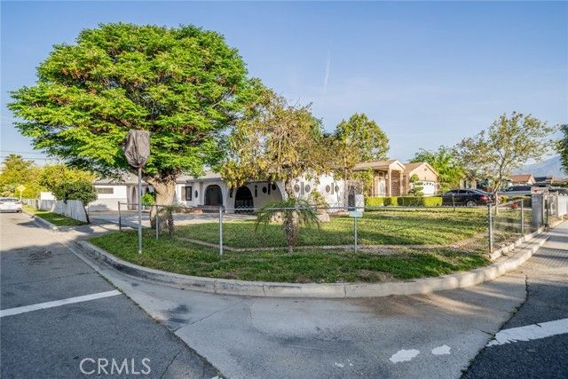 932 S Bon View Avenue, Ontario, CA 91761