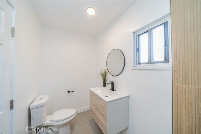 932 S Bon View Avenue, Ontario, CA 91761