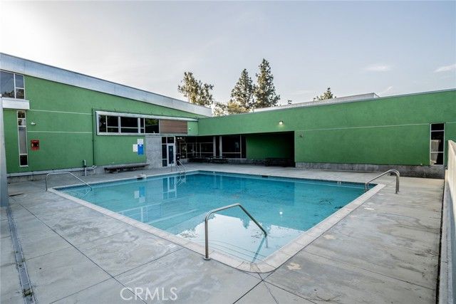 932 S Bon View Avenue, Ontario, CA 91761