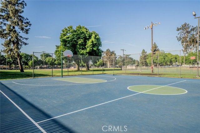 932 S Bon View Avenue, Ontario, CA 91761