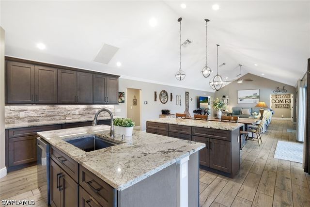 1800 NW 30th PL, Cape Coral, FL 33993