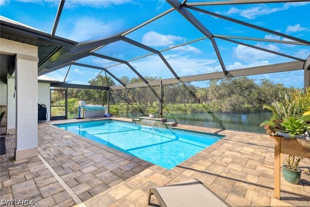 1800 NW 30th PL, Cape Coral, FL 33993
