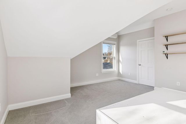 939 Linwood Avenue, Saint Paul, MN 55105