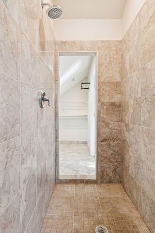 939 Linwood Avenue, Saint Paul, MN 55105