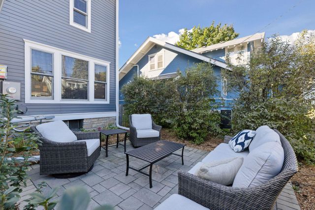 939 Linwood Avenue, Saint Paul, MN 55105