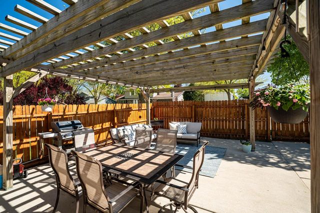 5655 25th STREET, Milwaukee, WI 53221
