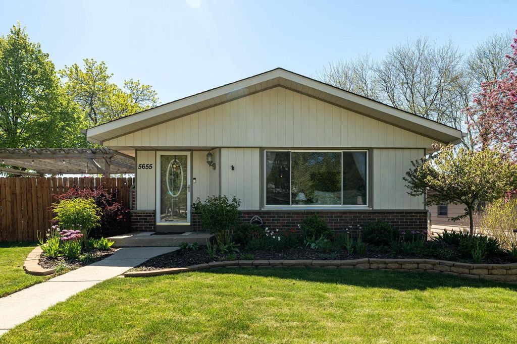 5655 25th STREET, Milwaukee, WI 53221