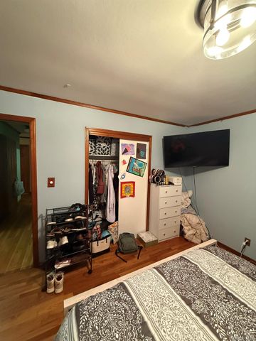 346 Holmes Street, Levittown, NY 11756