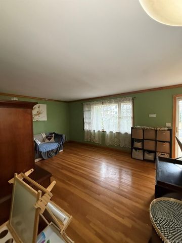 346 Holmes Street, Levittown, NY 11756