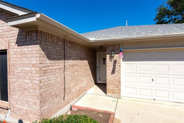 2321 Friarcreek LOOP, Round Rock, TX 78664