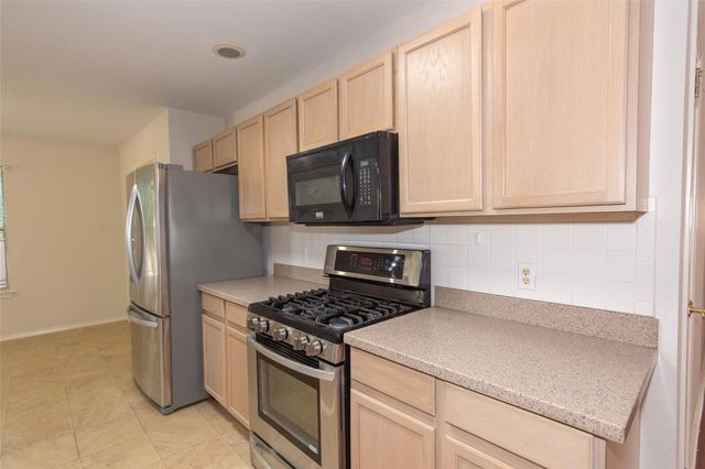 2321 Friarcreek LOOP, Round Rock, TX 78664