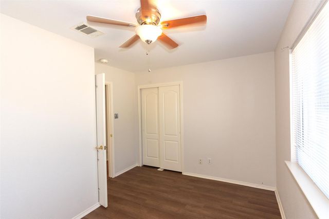 2321 Friarcreek LOOP, Round Rock, TX 78664