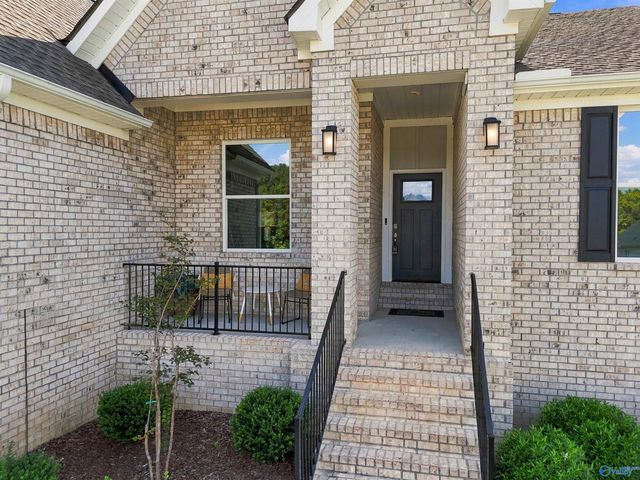 310 Merrydale Drive, Huntsville, AL 35811