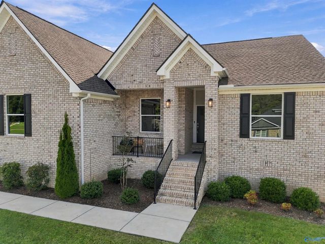 310 Merrydale Drive, Huntsville, AL 35811