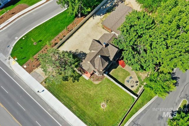 3904 S Indiana Avenue, Caldwell, ID 83605